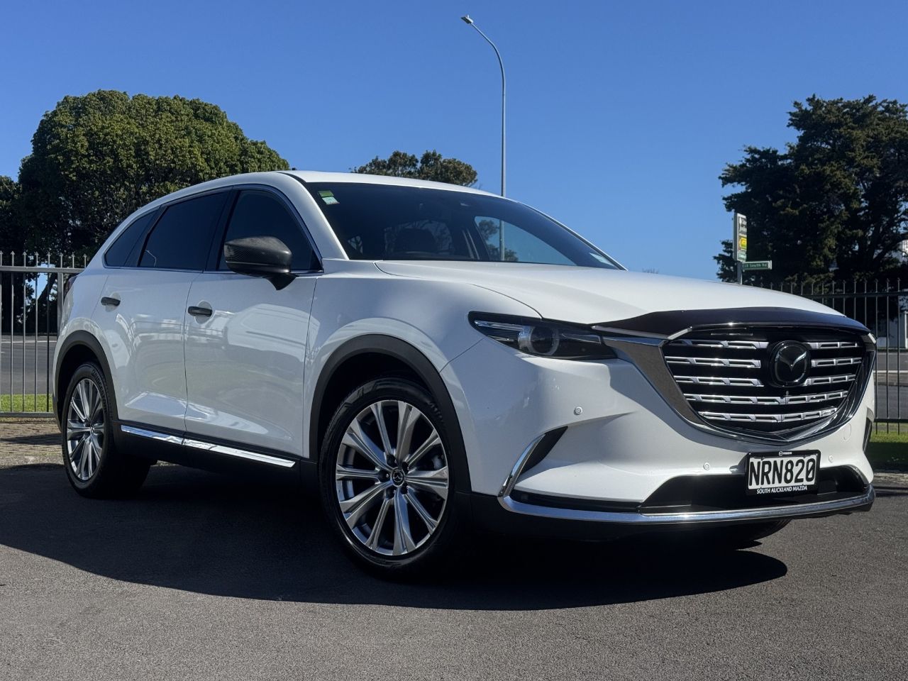 Vehicle image 3