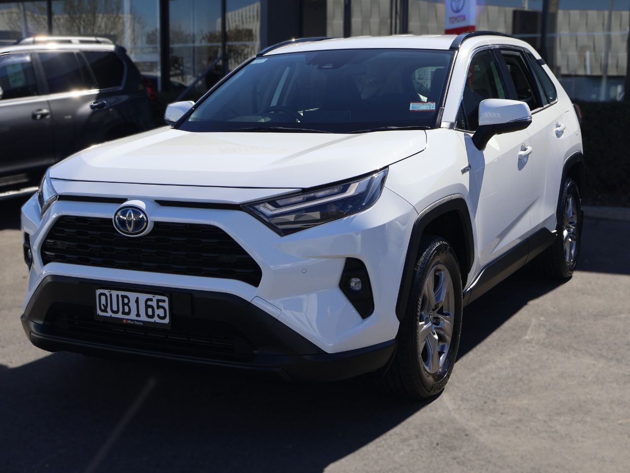 Vehicle image 3