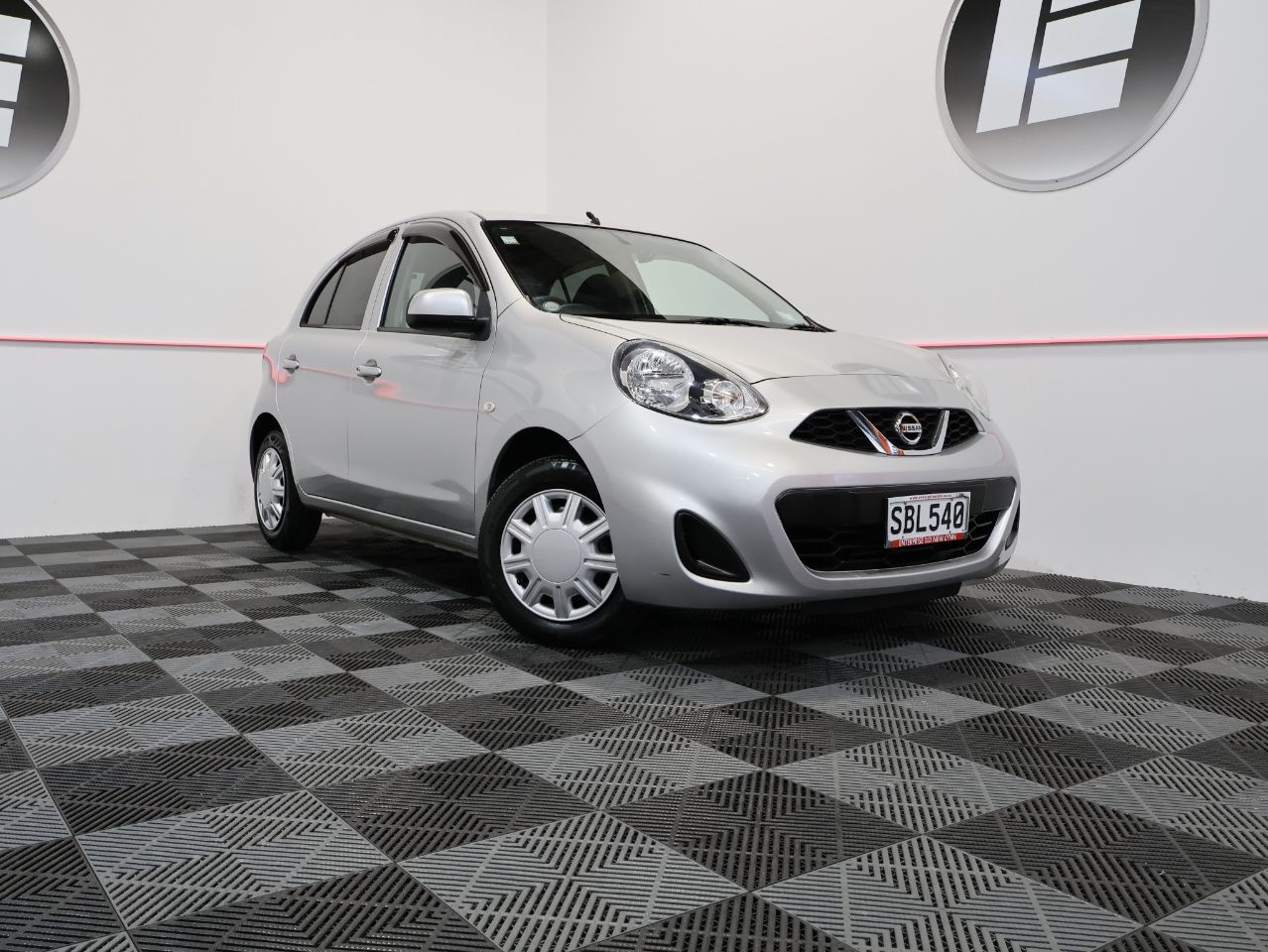 Vehicle image 1