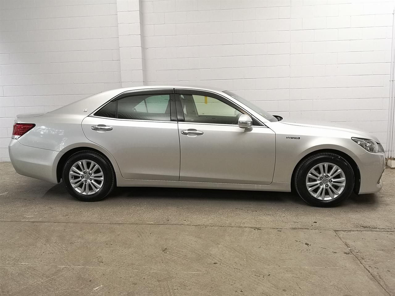 Vehicle image 3