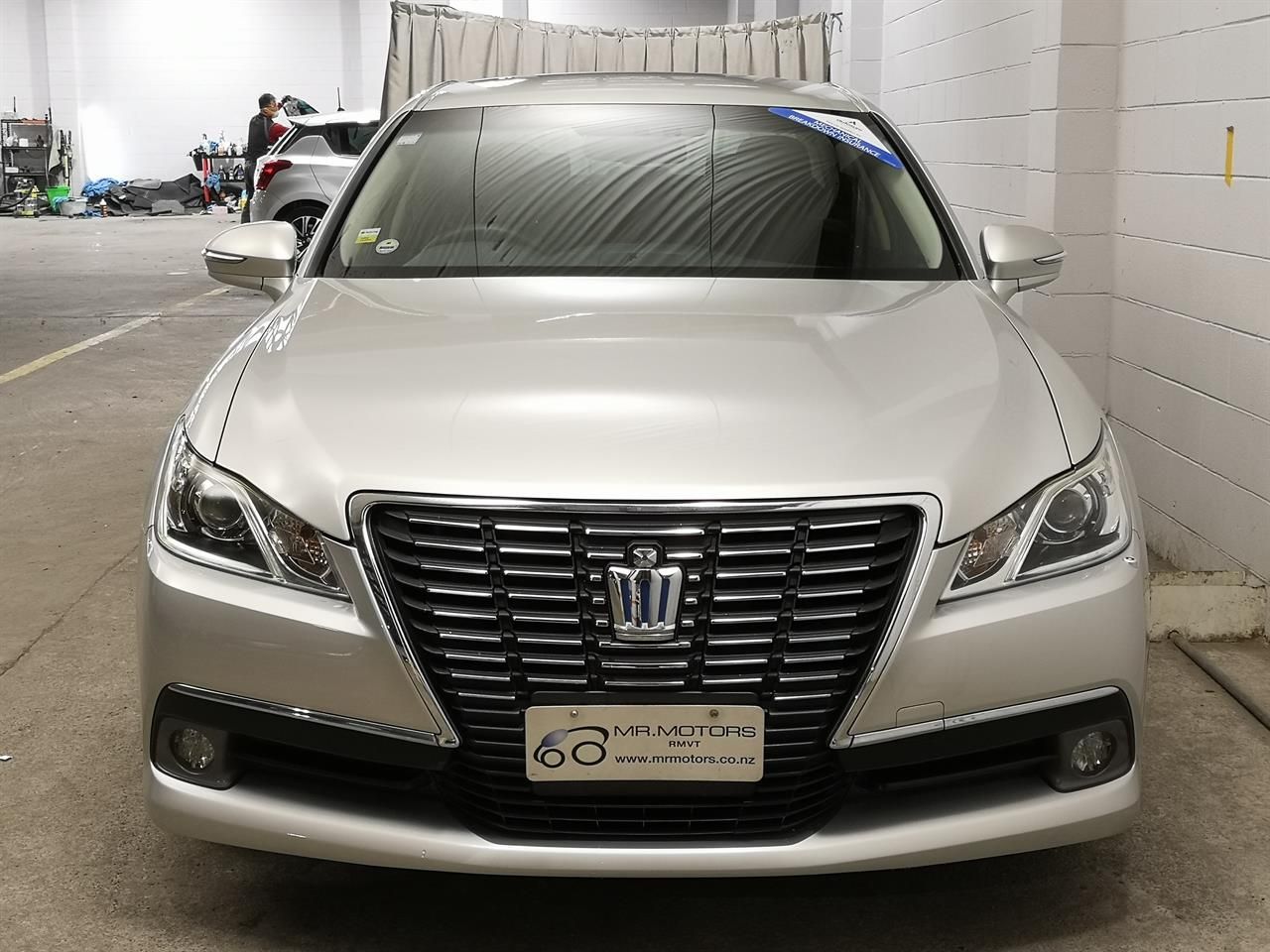 Vehicle image 4