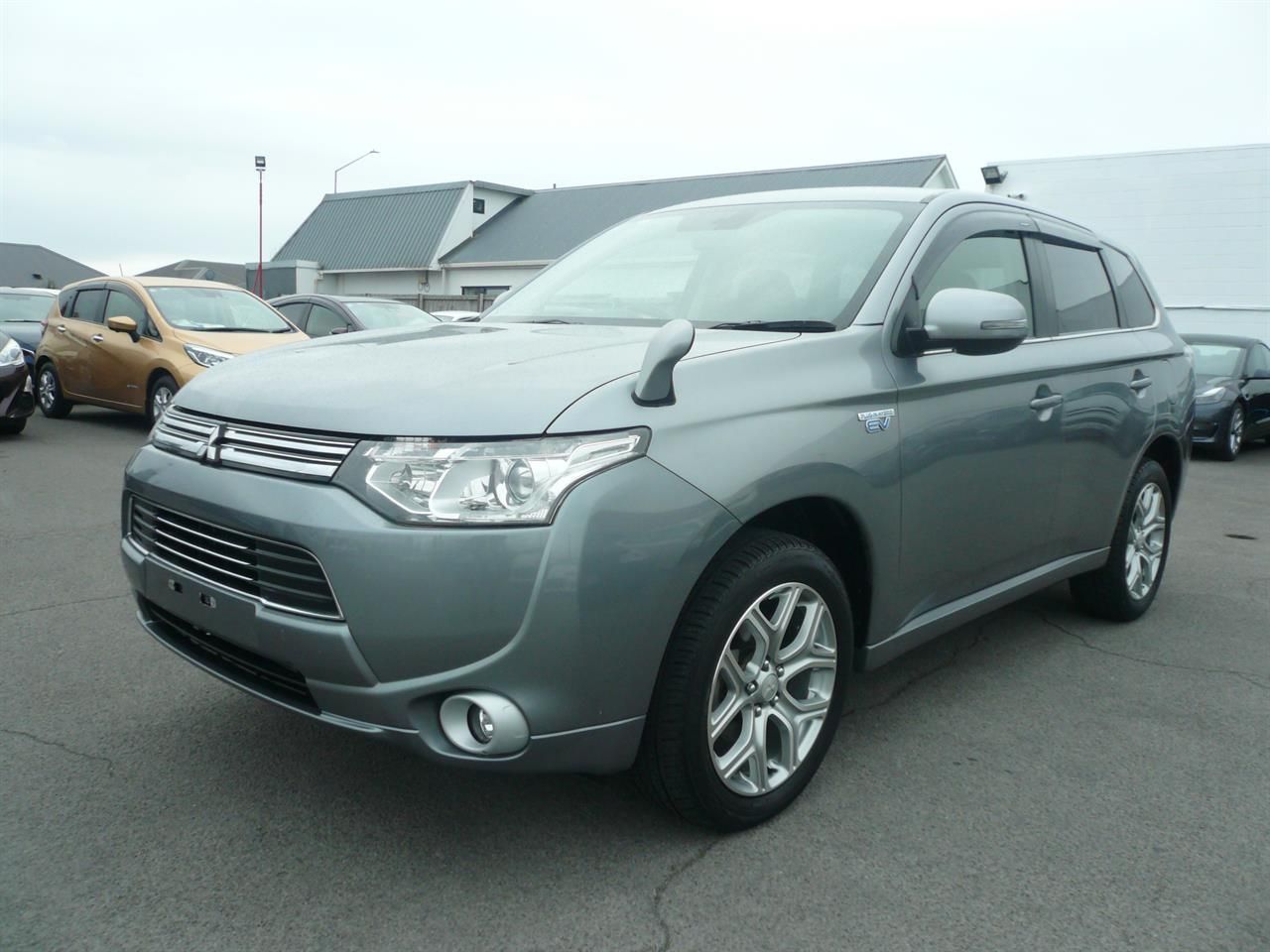Vehicle image 1