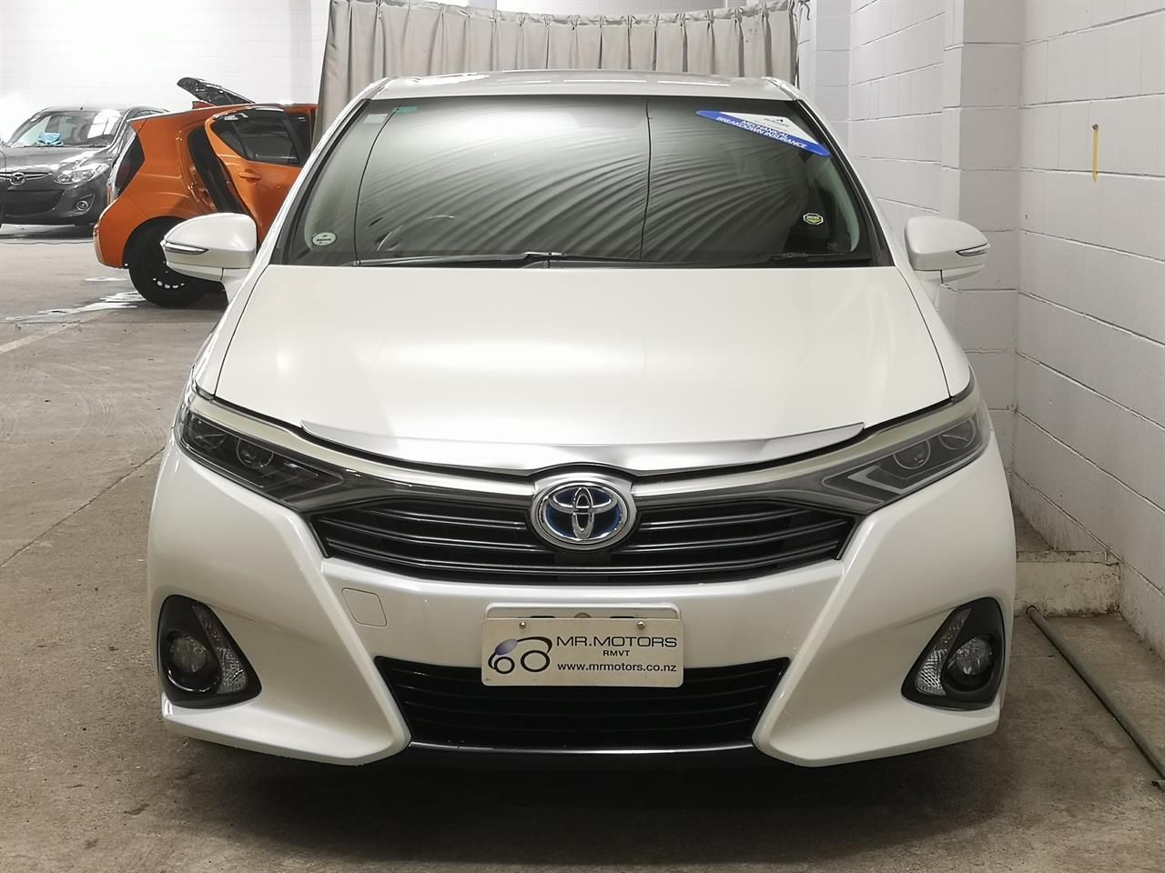 Vehicle image 4