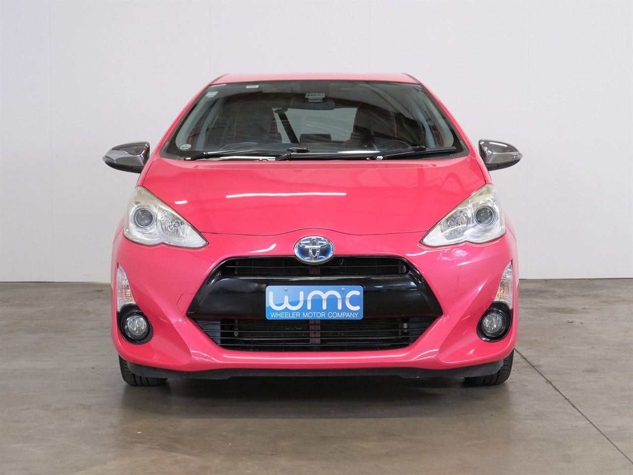 Vehicle image 3