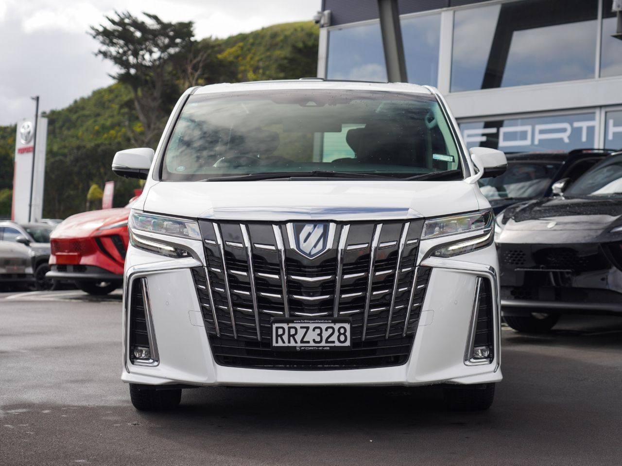 Vehicle image 3