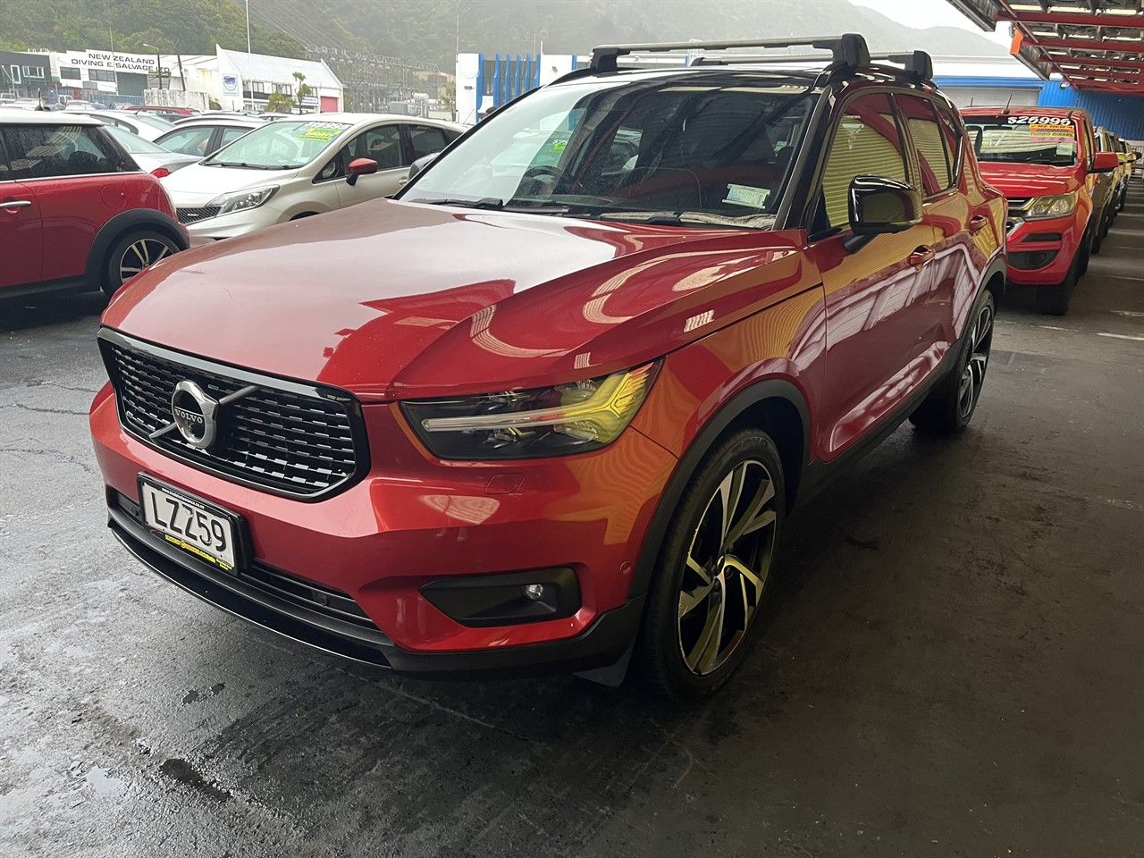 Vehicle image 3