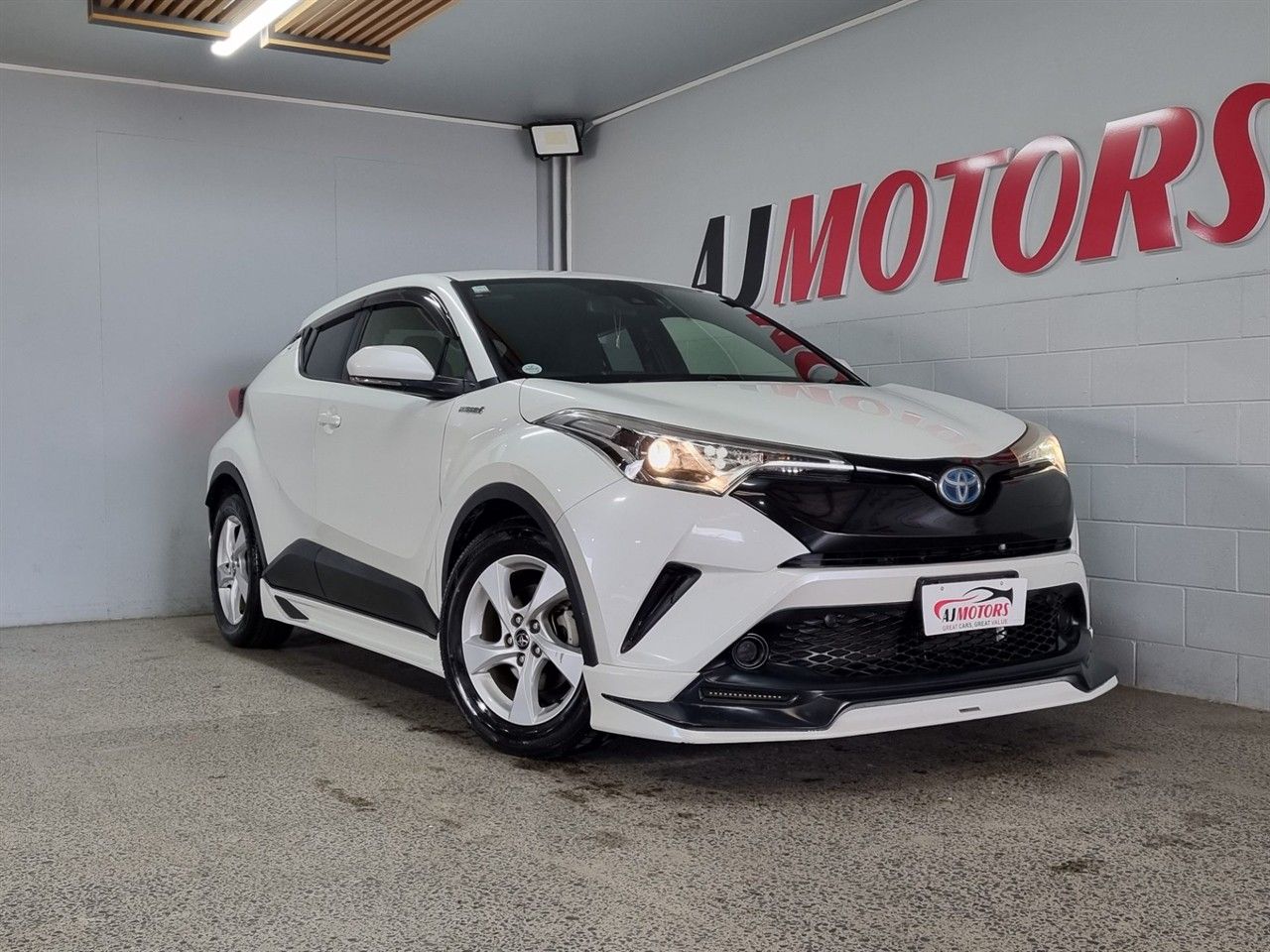 Vehicle image 1