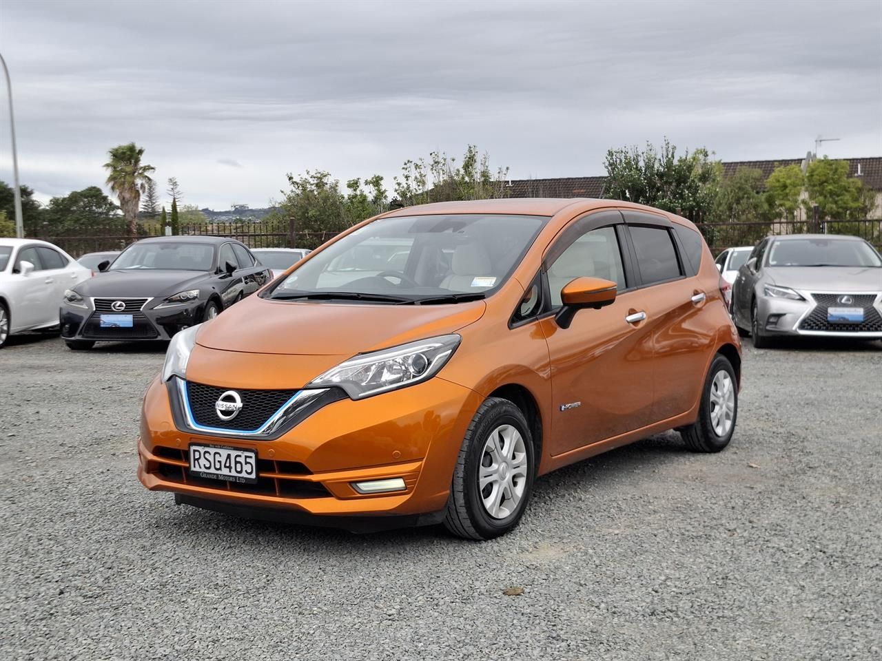 Vehicle image 3