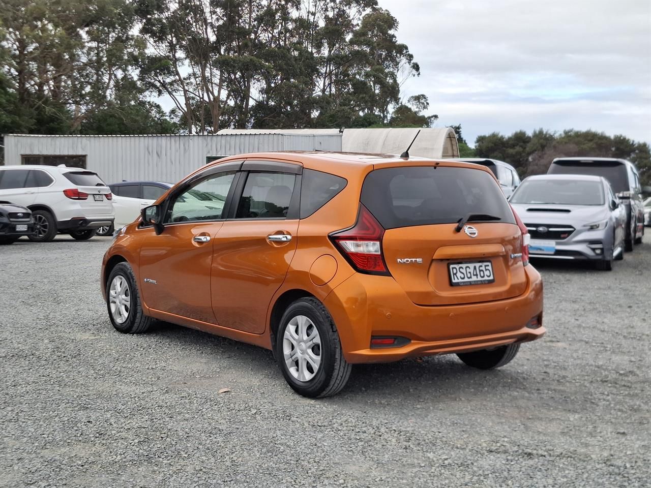 Vehicle image 5