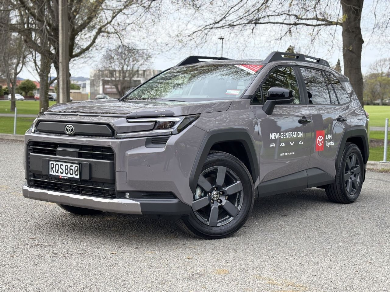 Vehicle image 3