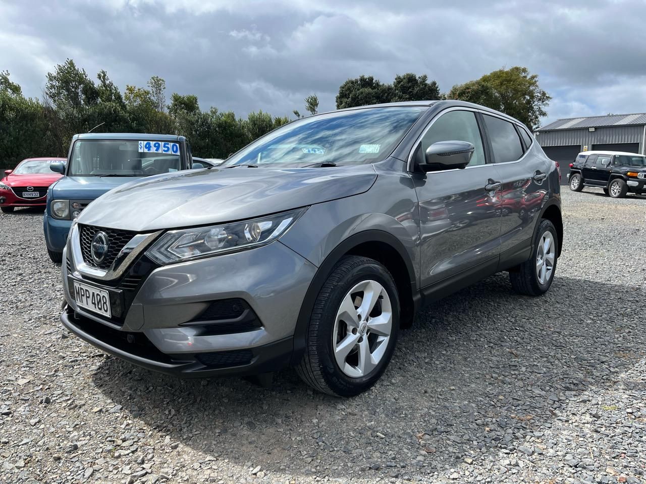 Vehicle image 3
