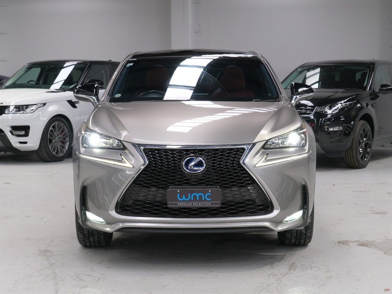 Vehicle image 3