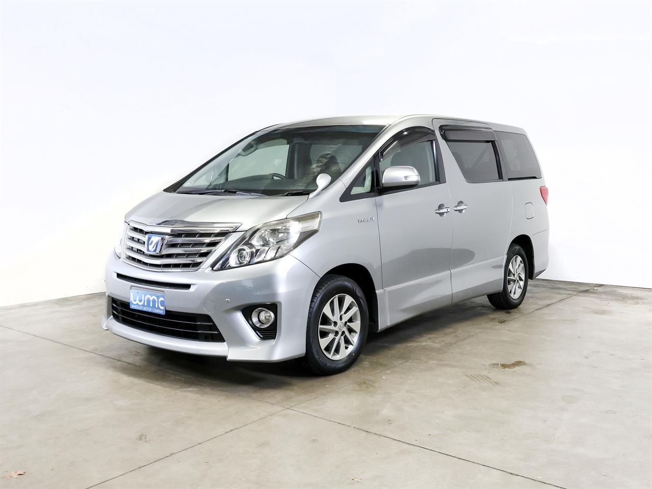 Vehicle image 4