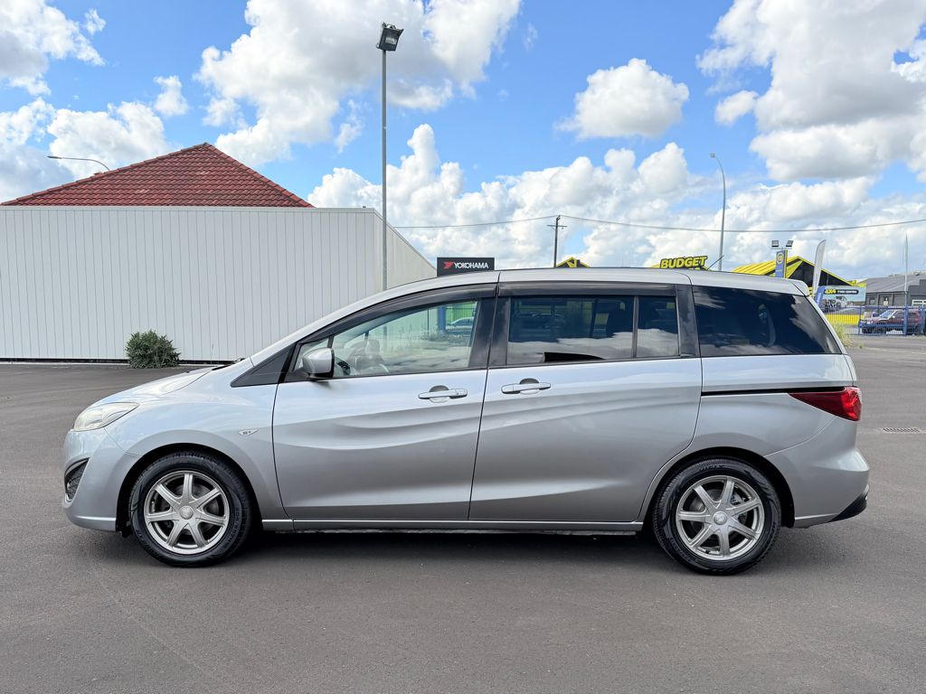 Vehicle image 4