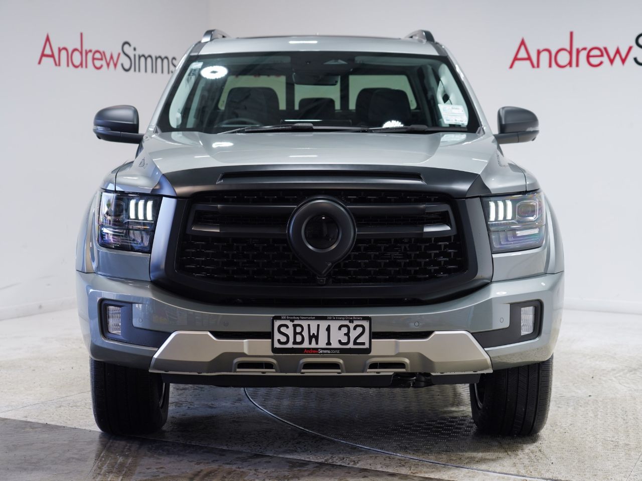 Vehicle image 4