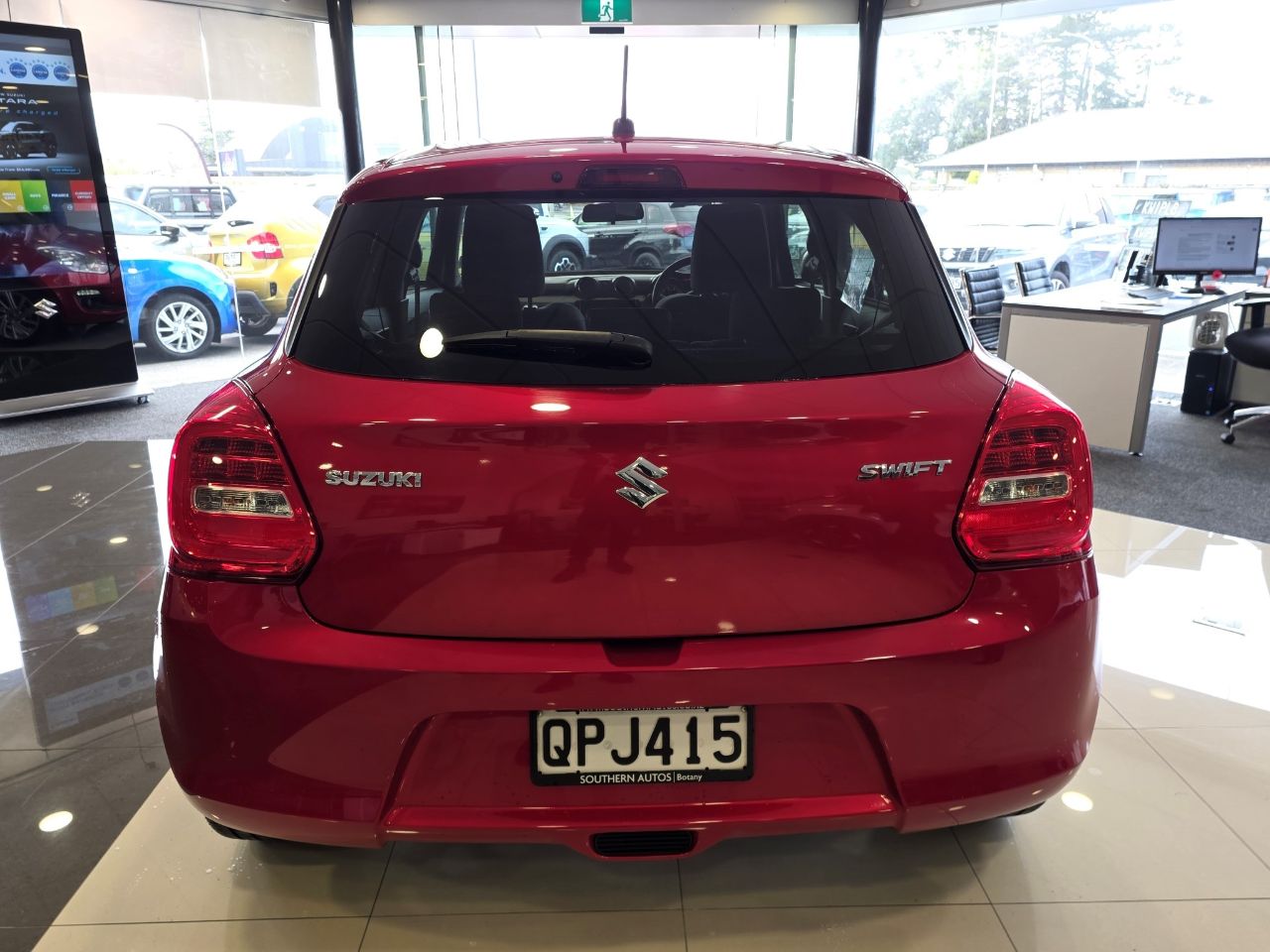 Vehicle image 5