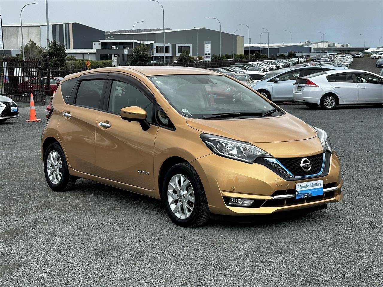 Vehicle image 1