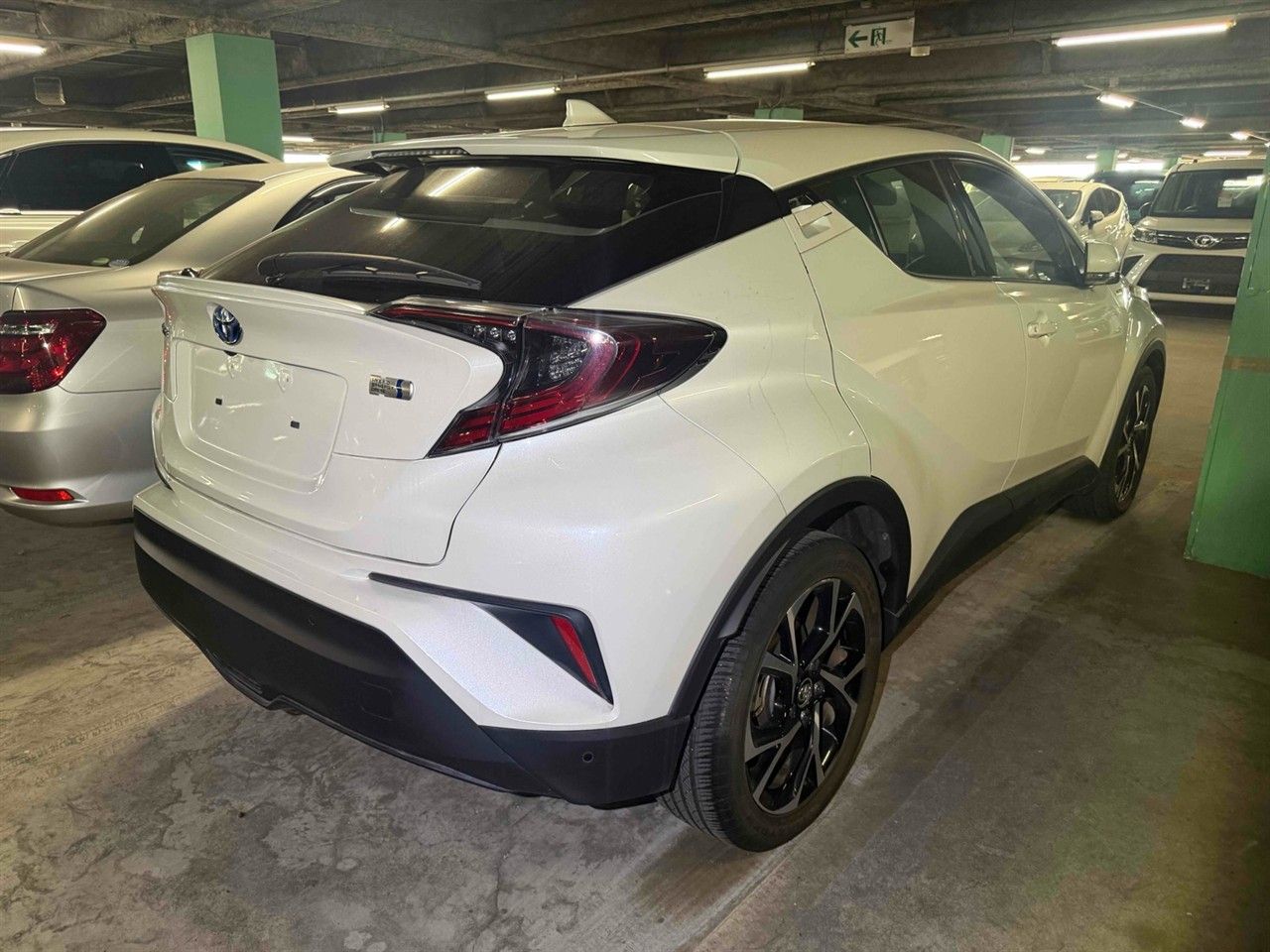 Vehicle image 2