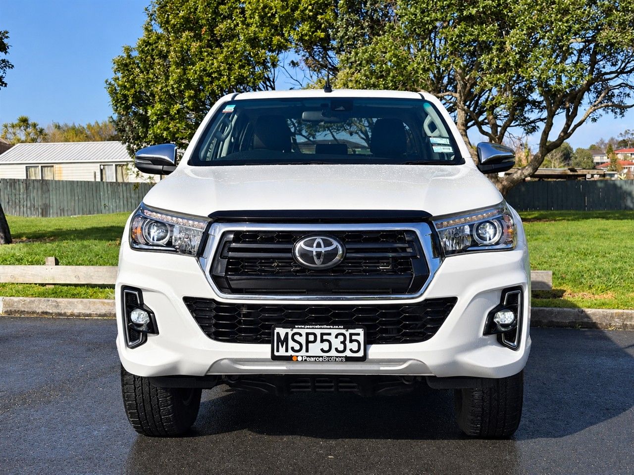 Vehicle image 5