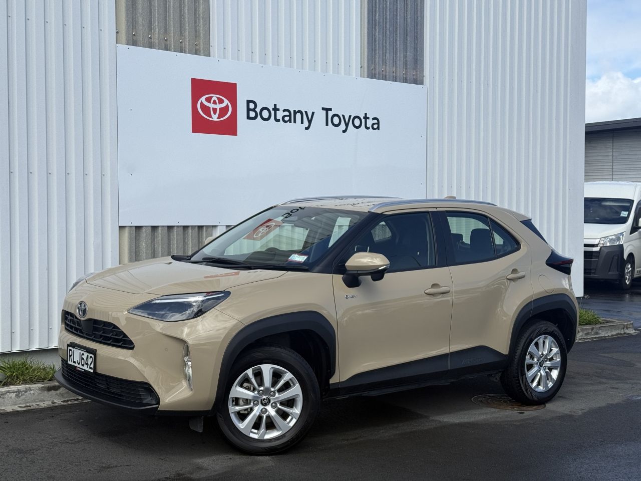 Vehicle image 1