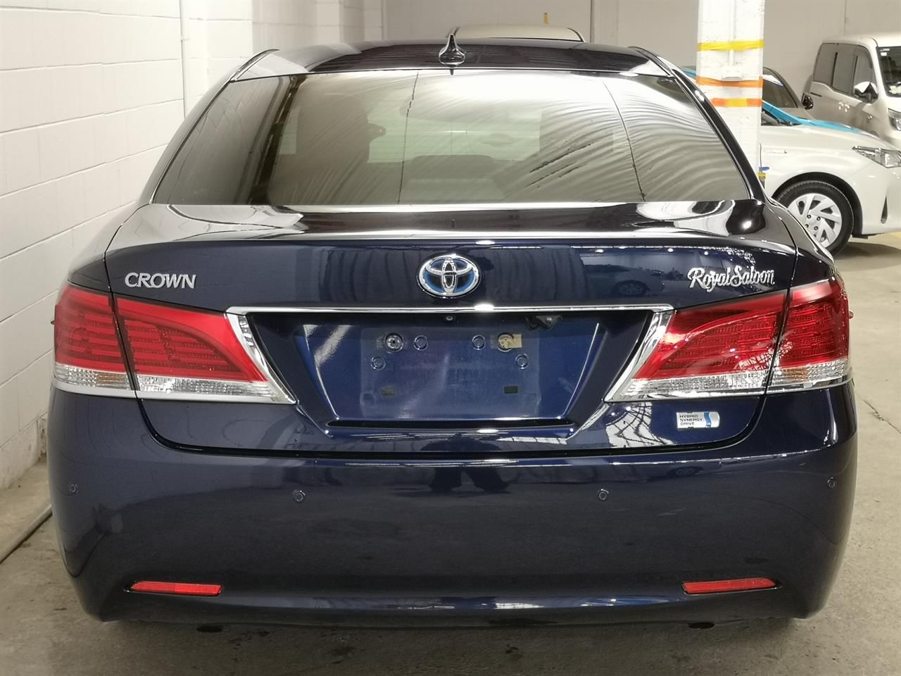 Vehicle image 5