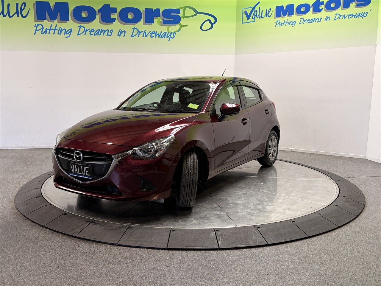 Vehicle image 3