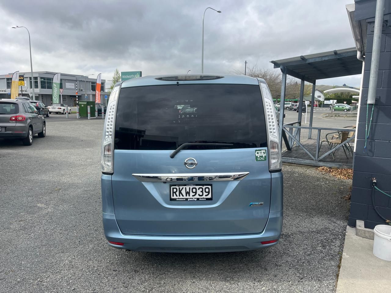 Vehicle image 5