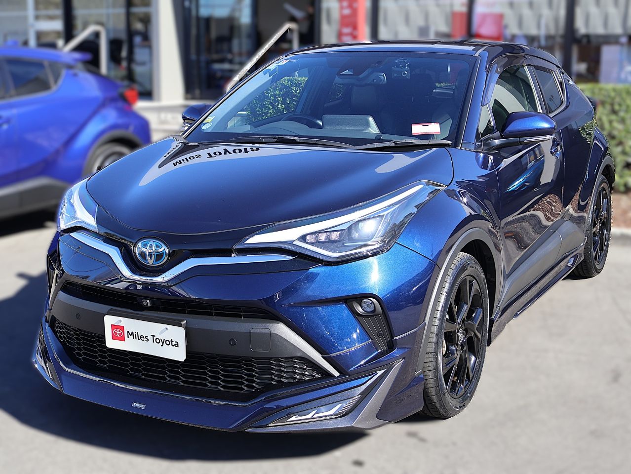 Vehicle image 3
