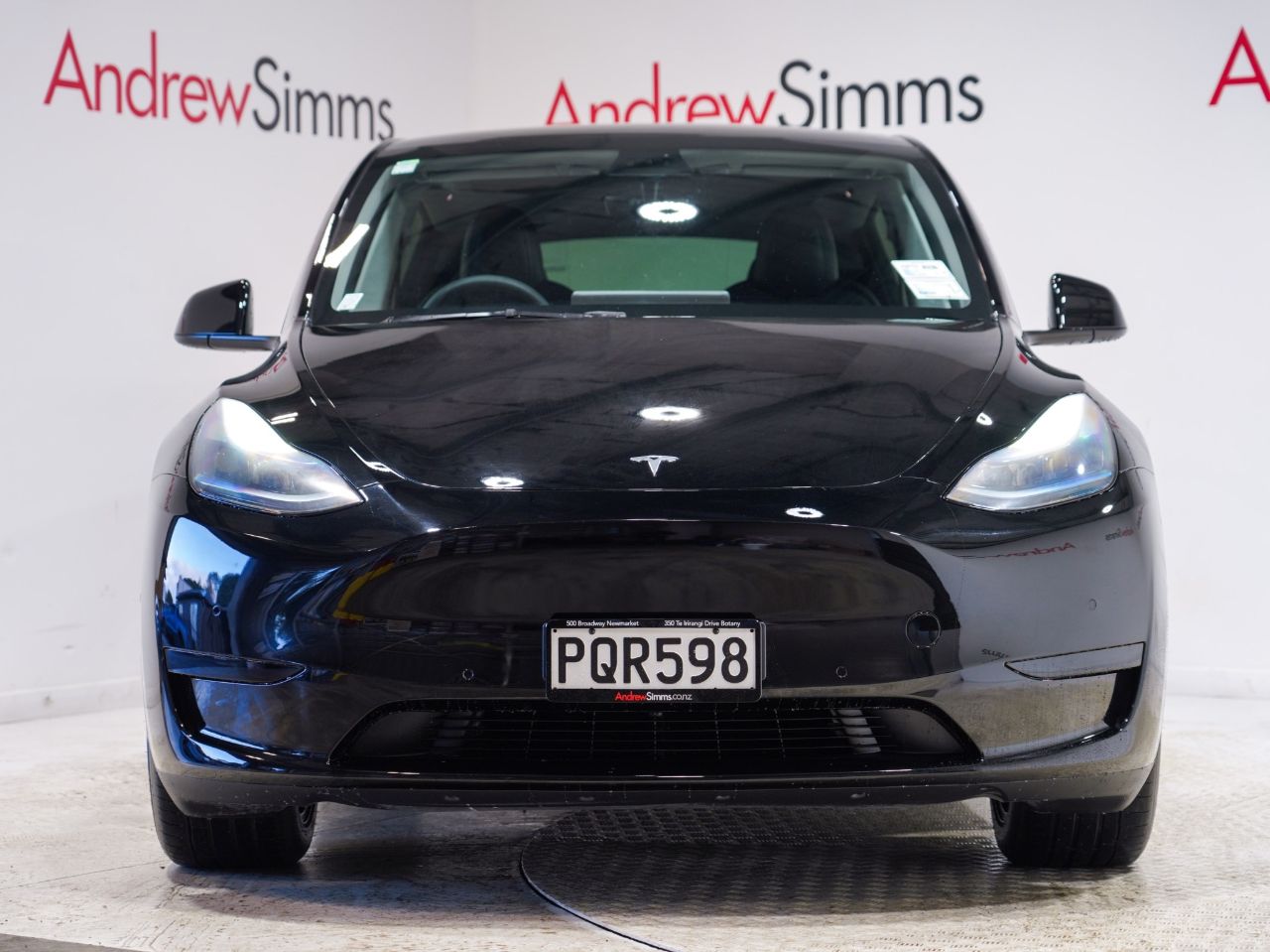 Vehicle image 3