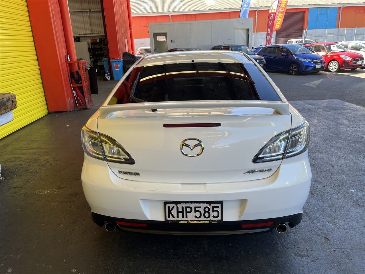 Vehicle image 5