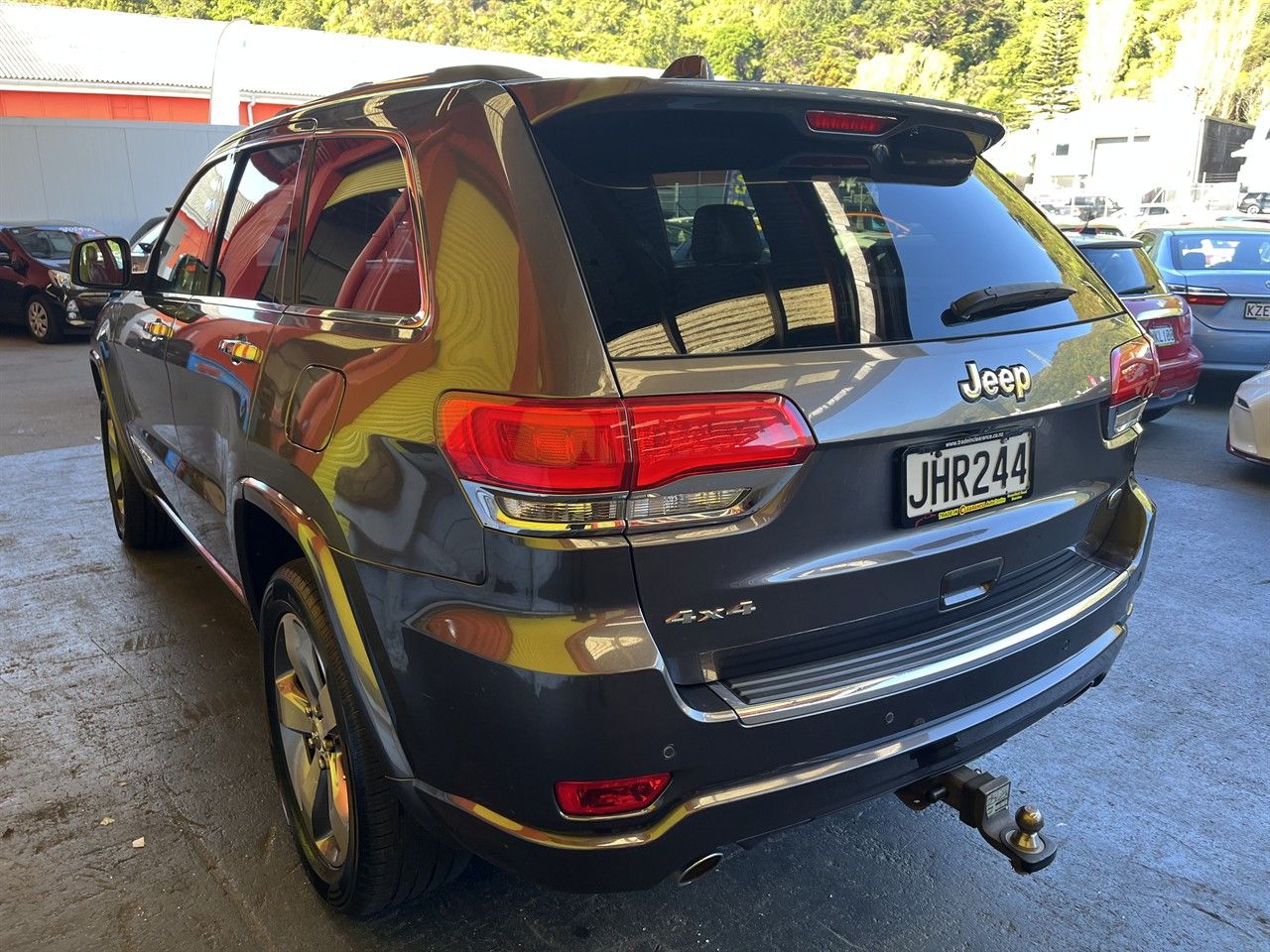 Vehicle image 4