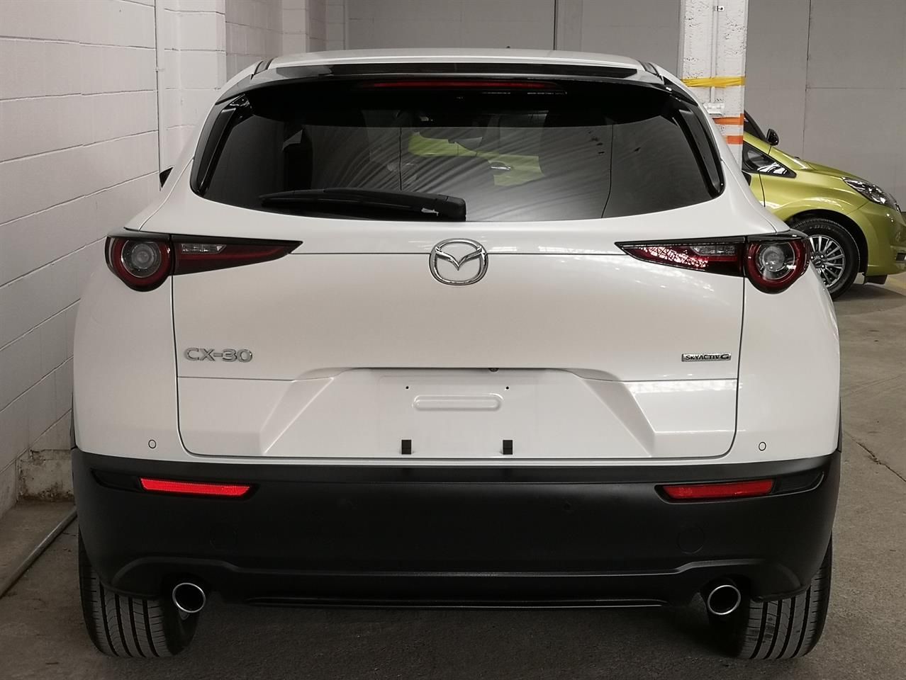 Vehicle image 5
