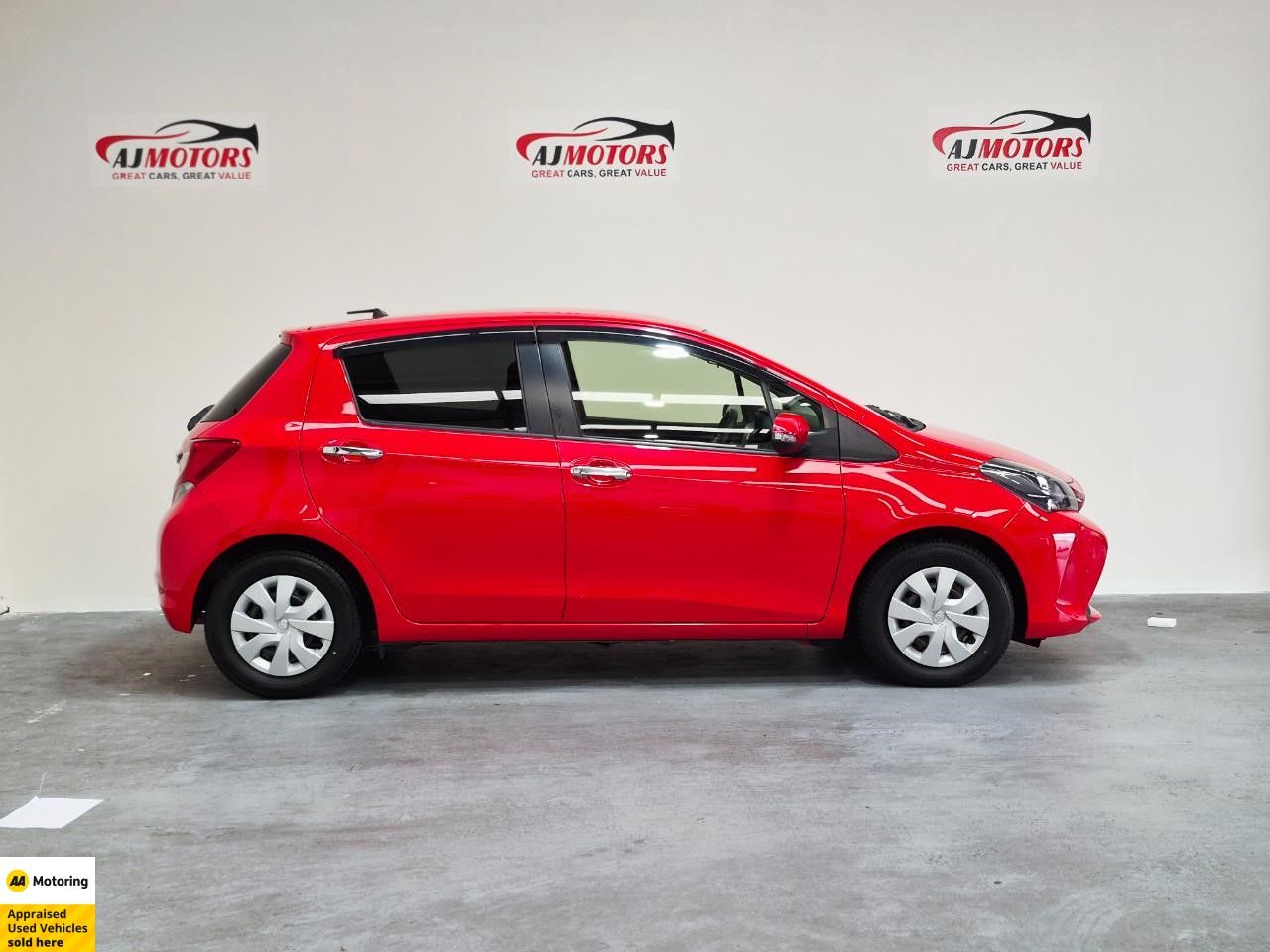 Vehicle image 3
