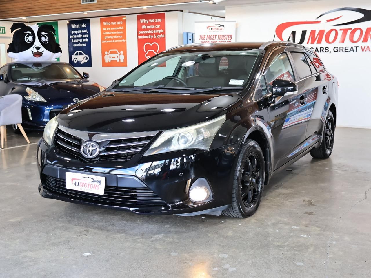 Vehicle image 3