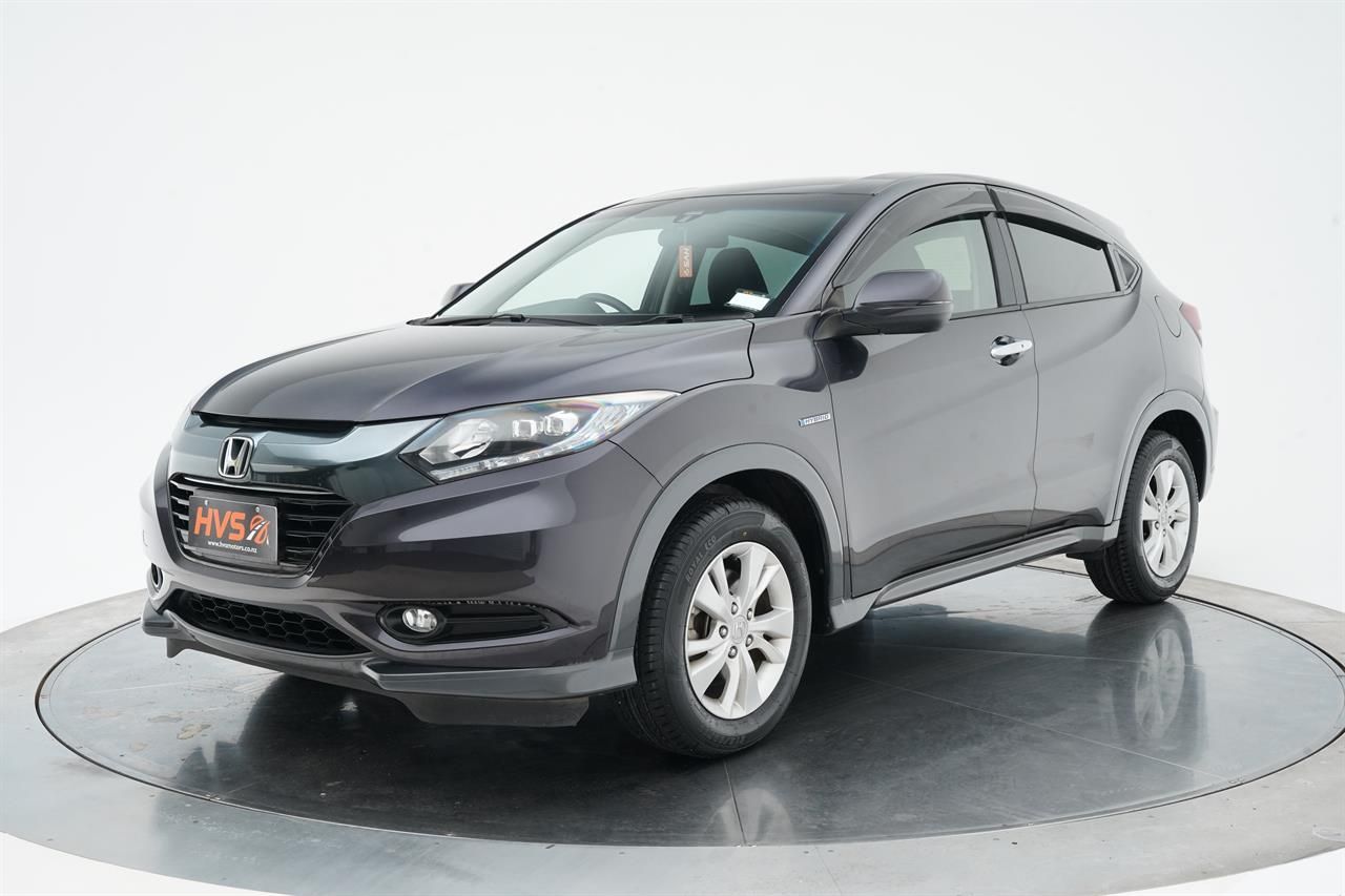 Vehicle image 3