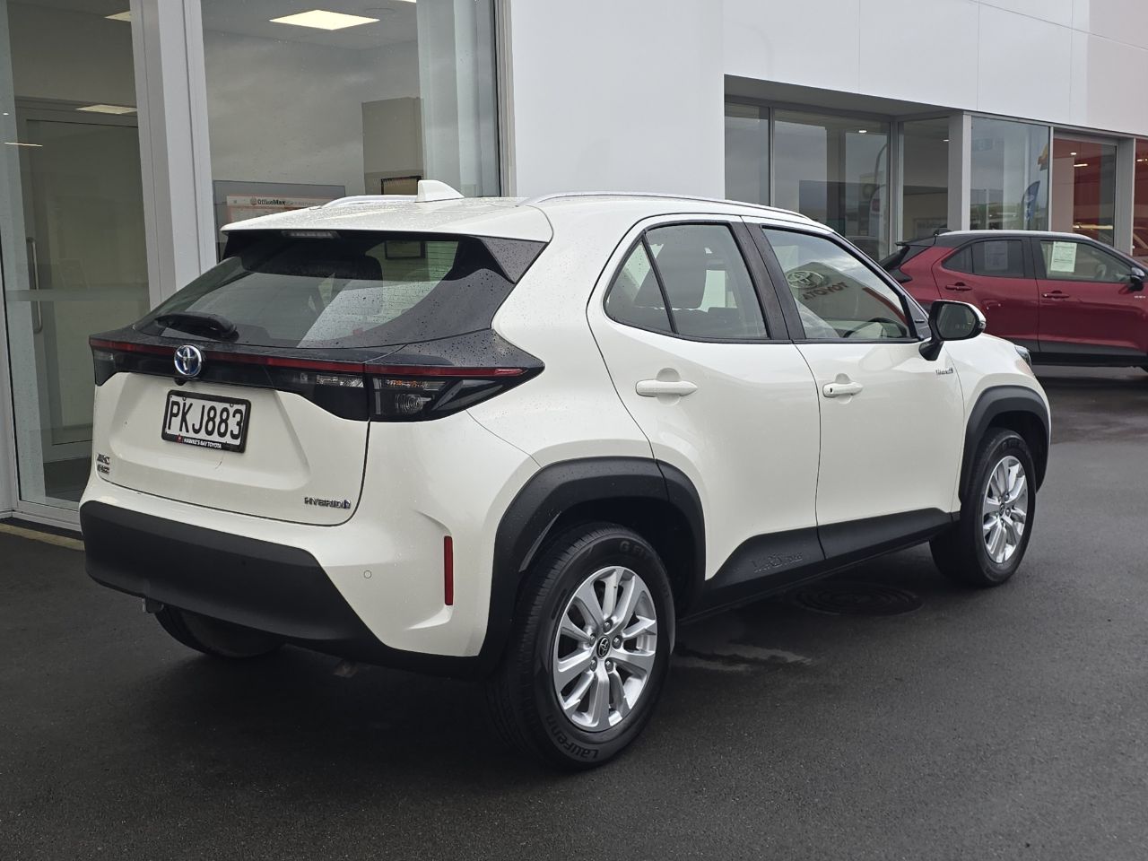 Vehicle image 3
