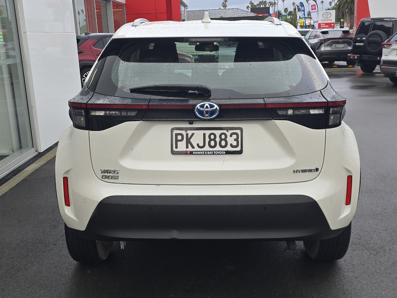 Vehicle image 4