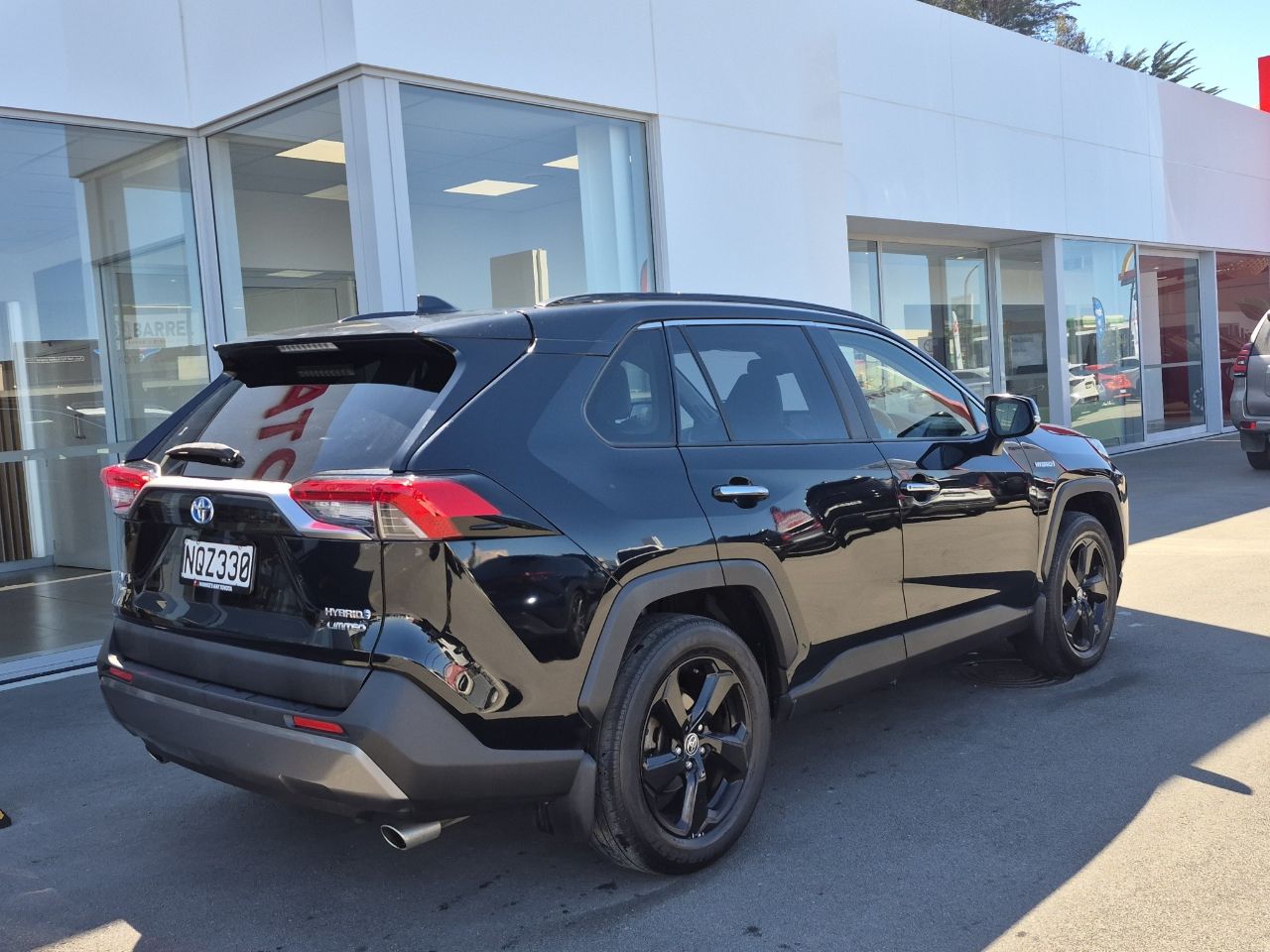 Vehicle image 3