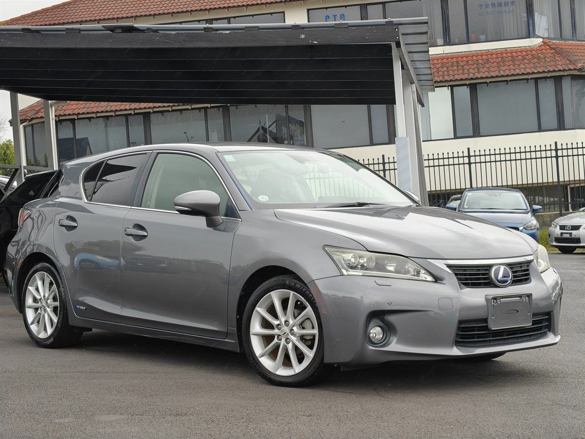 Vehicle image 1