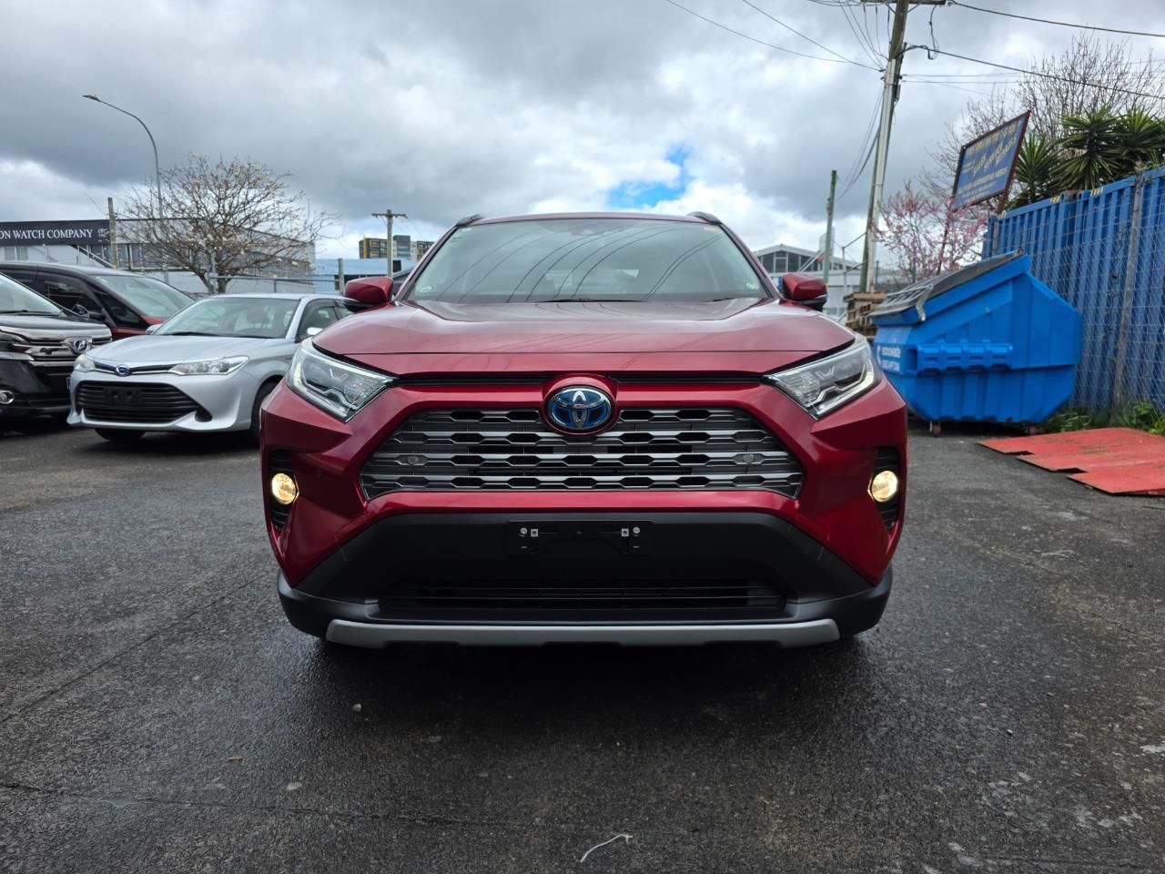 Vehicle image 3