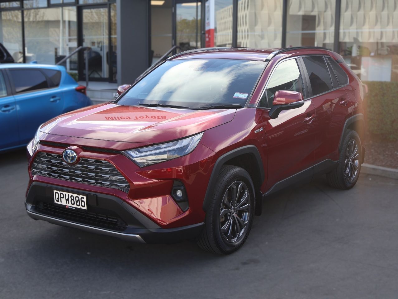 Vehicle image 3