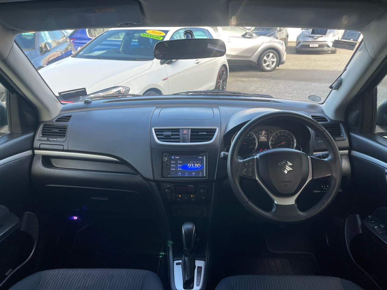 Vehicle image 3