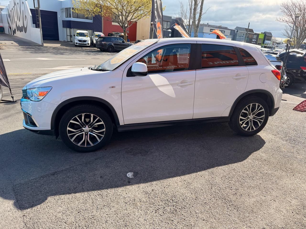 Vehicle image 4