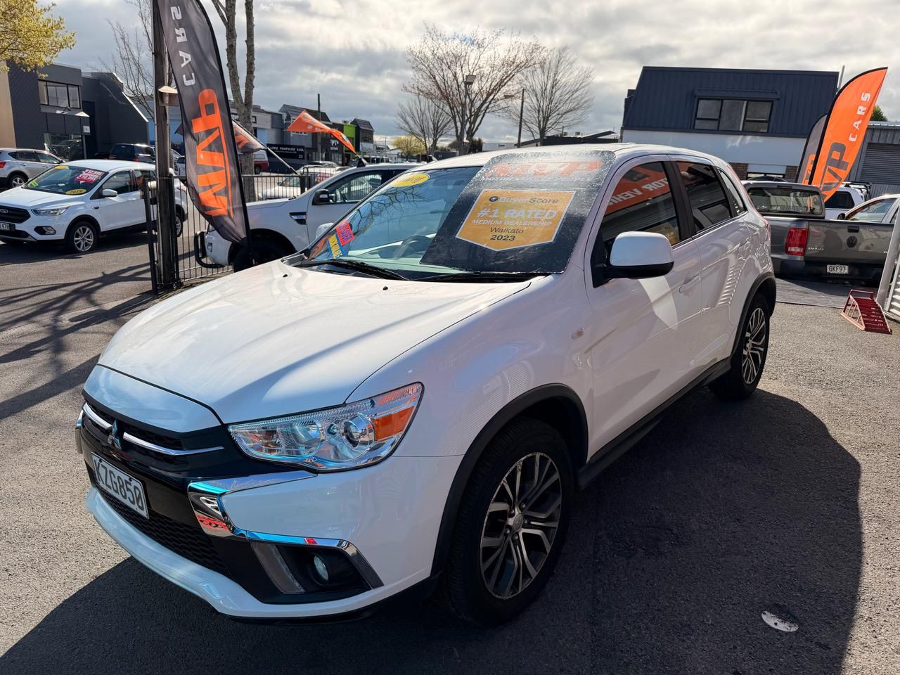 Vehicle image 5