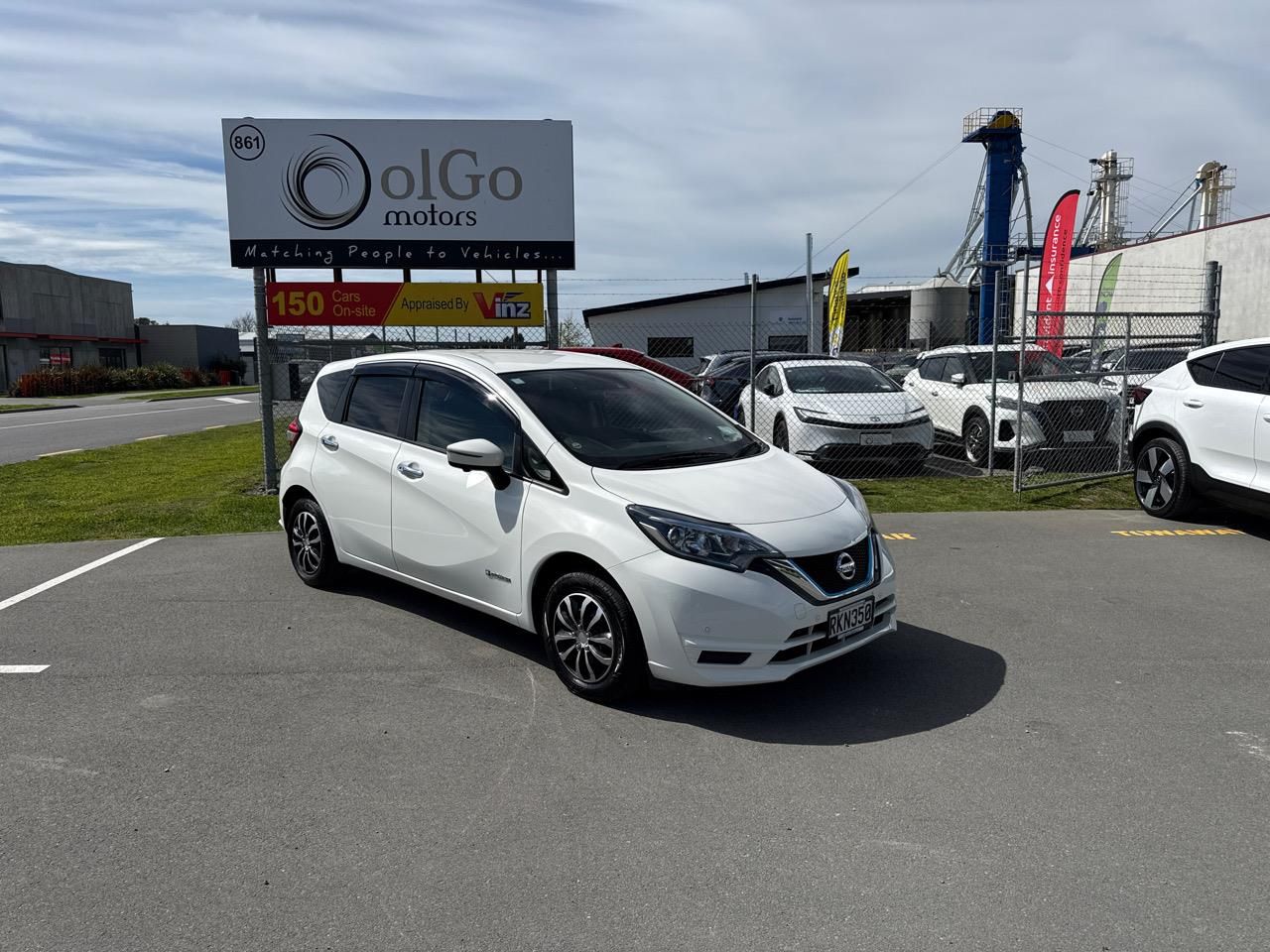 Vehicle image 1