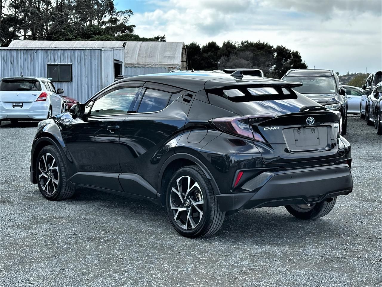 Vehicle image 5