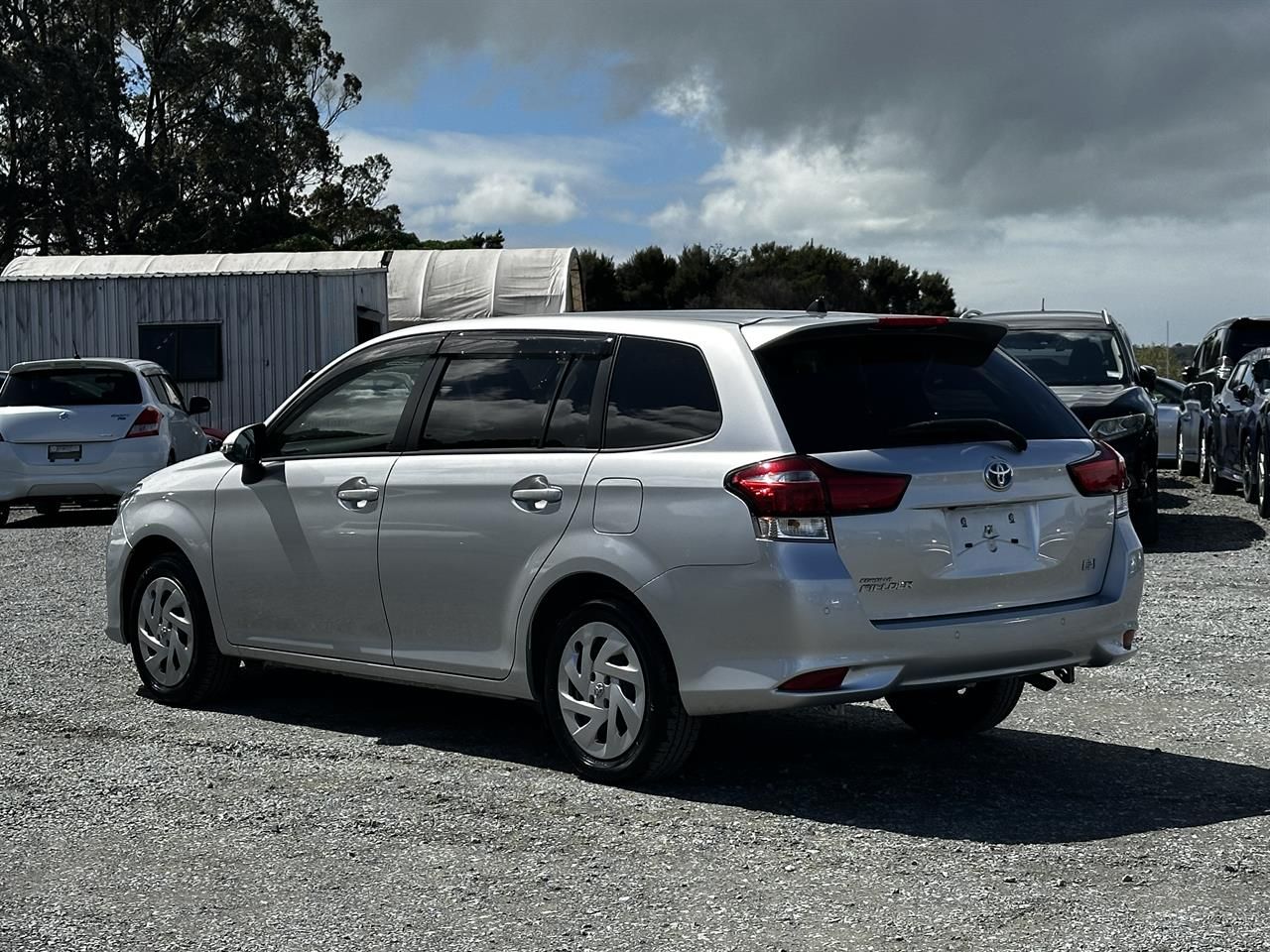 Vehicle image 5