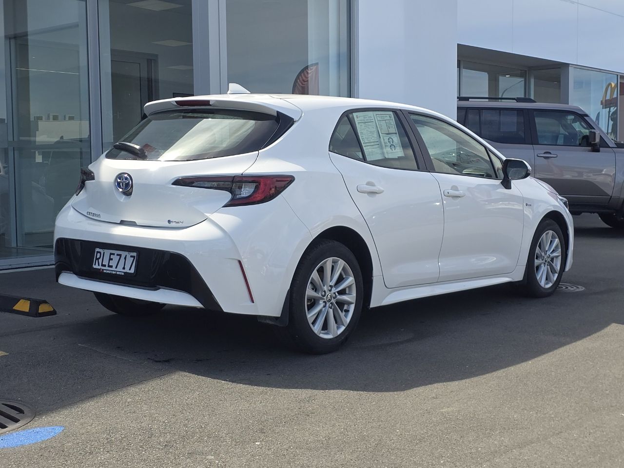 Vehicle image 3