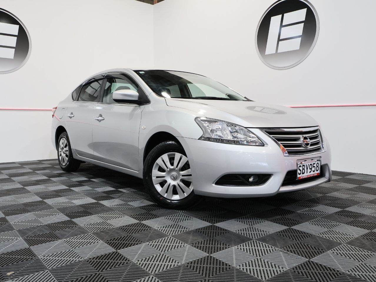 Vehicle image 1