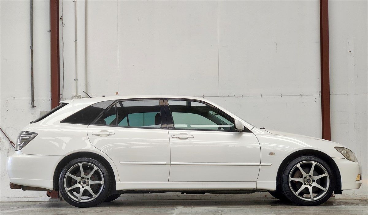 Altezza Rims 2001 Toyota Altezza for sale - Listing #1383464 | Auto Trader NZ